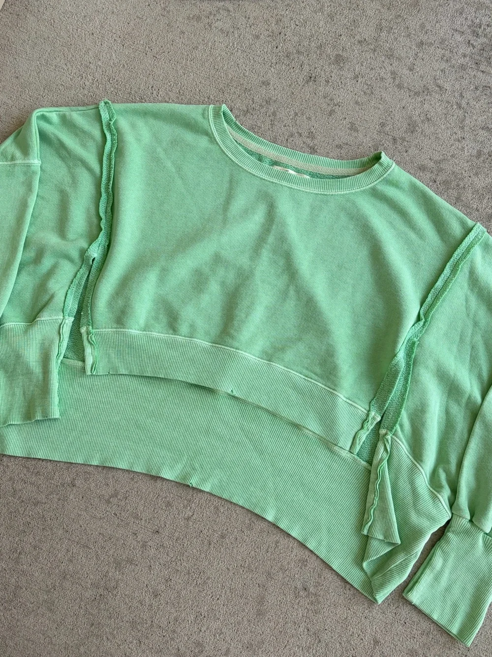 We the free Camden cropped sweatshirt fleece light green meadow NWOT top - Picture 5 of 7